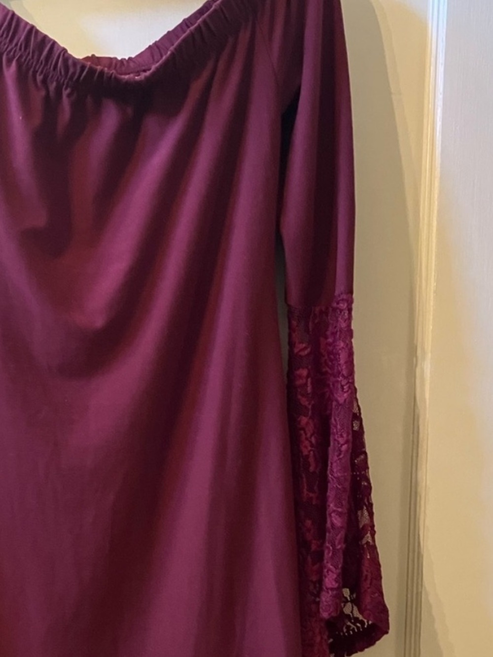Womens Off-Shoulder Lace Bell Sleeve Tunic - Burgundy